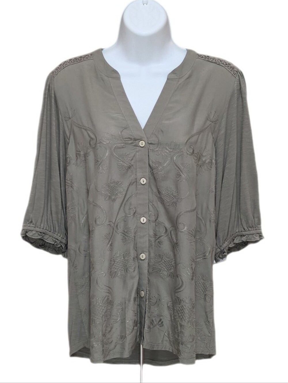 Democracy Floral Embroidered Boho Peasant Top Split V-Neck Elbow Sleeves Green M